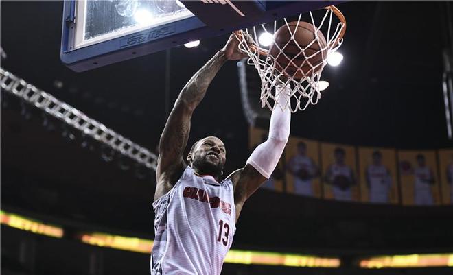 亚博体育平台-阿贾克斯迎CBA常规赛关键赛，赛前远射贴柱，目标明确，控场能力受关注(阿贾克斯青年队赛程表)